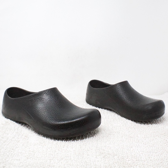 Birkenstock Other - Birkenstock Black Comfort Professional Clogs Sz 11
